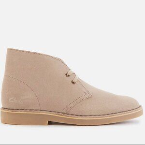 Brand new Clarks Desert Boots light tan suede